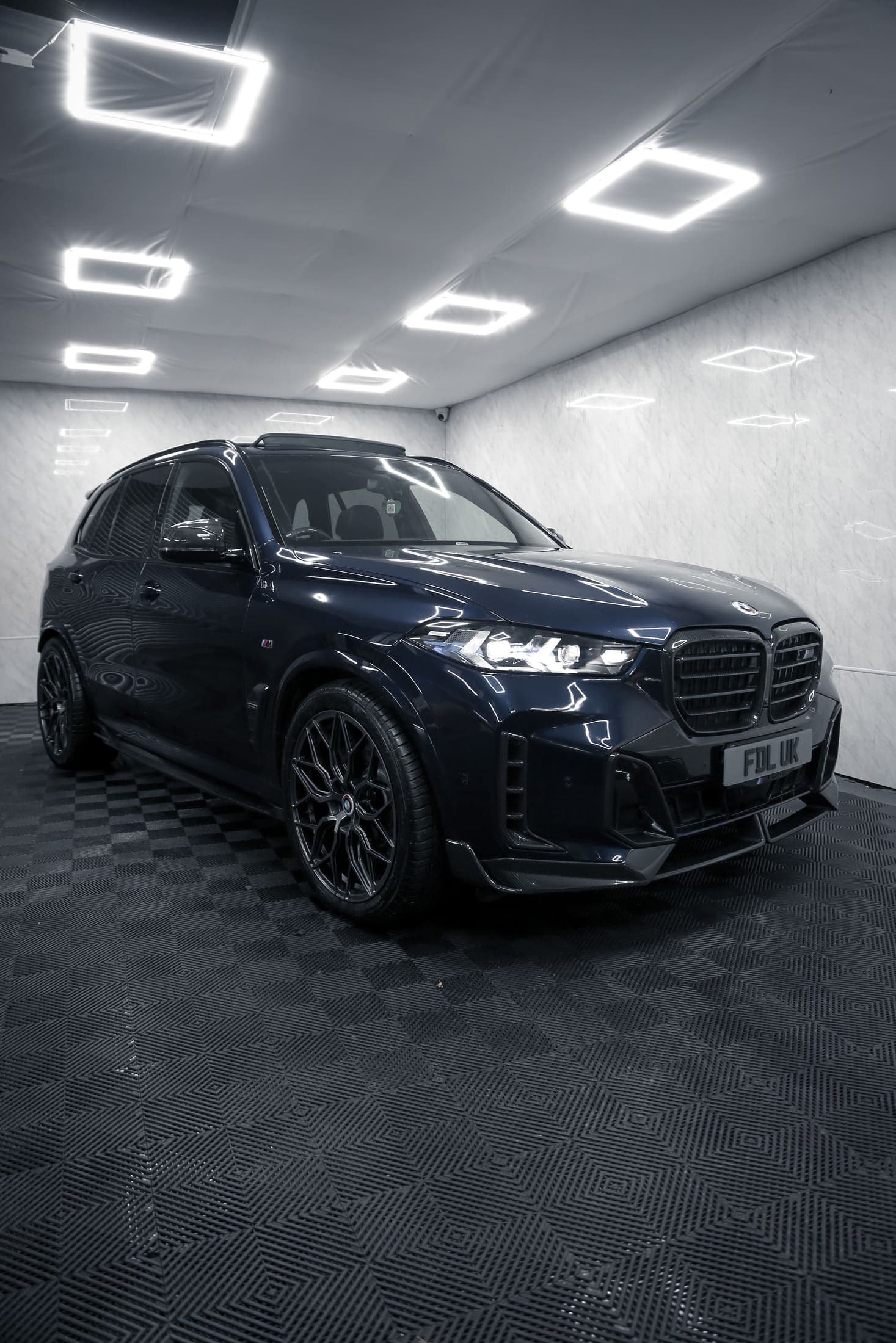 BMW X5 LCI still