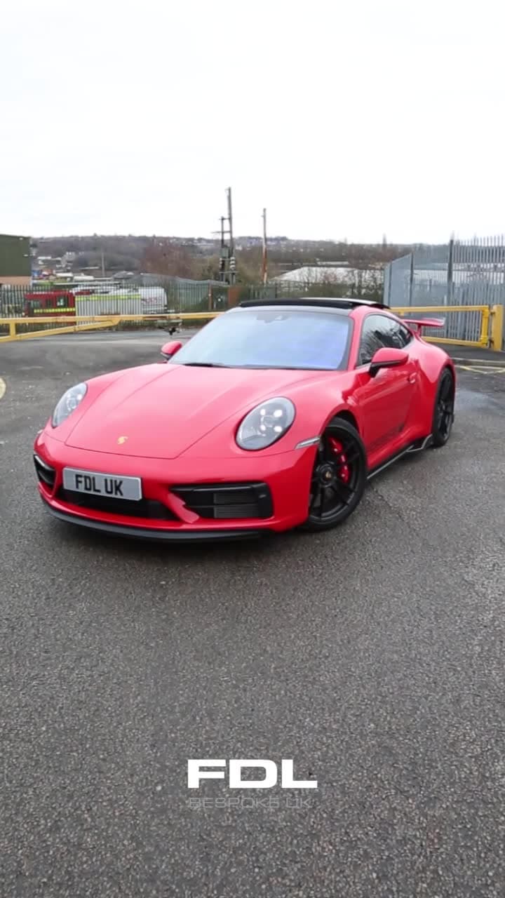 Porsche 911 Red To Grey Wrap