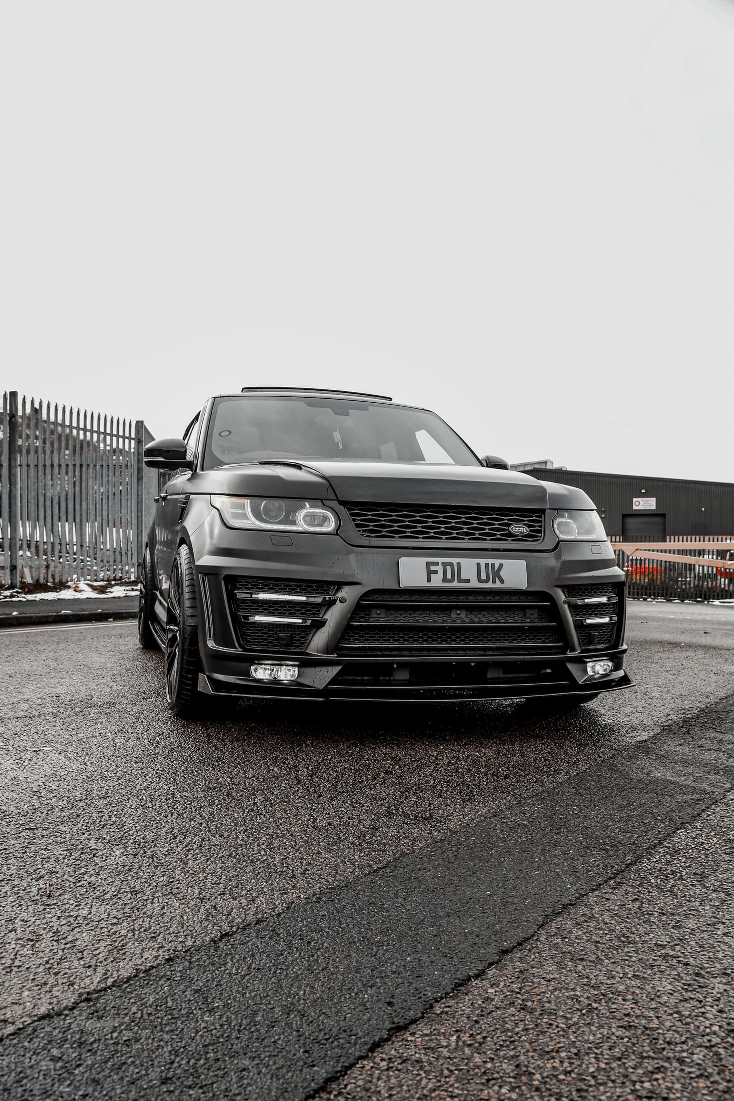 Range Rover Sport LM Bodykit still