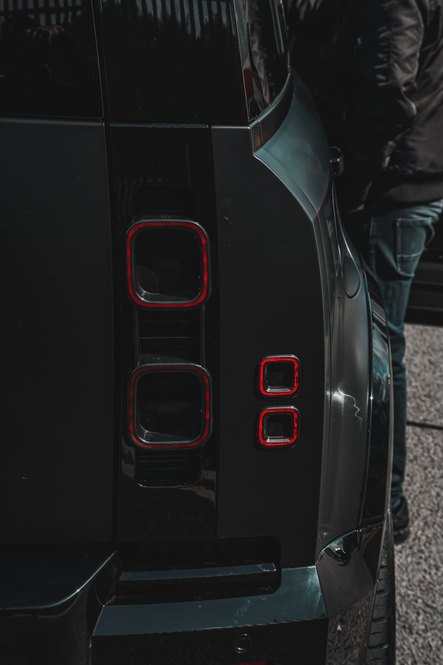 Defender LM Bodykit Satin Black still