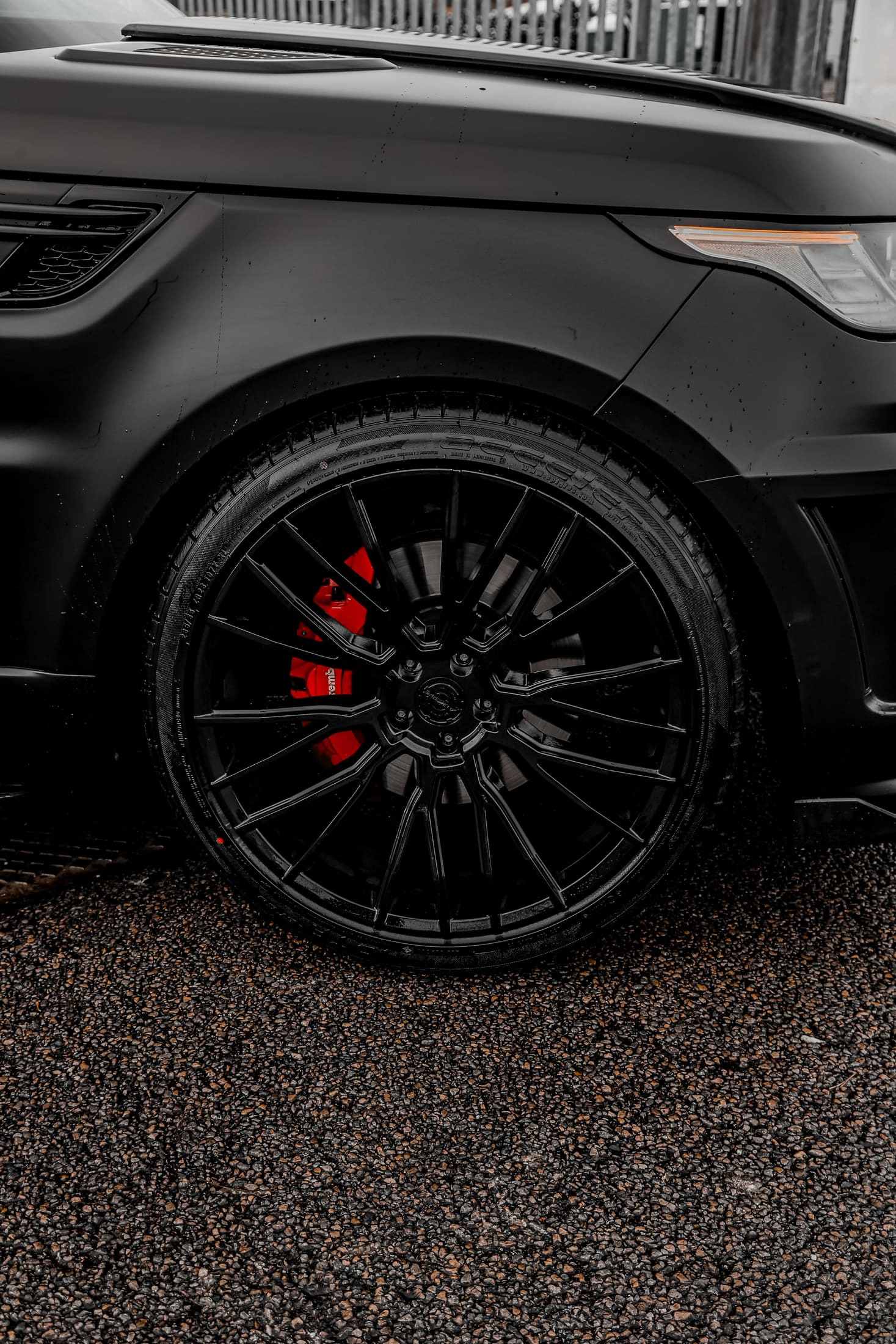 Range Rover Sport LM Bodykit still