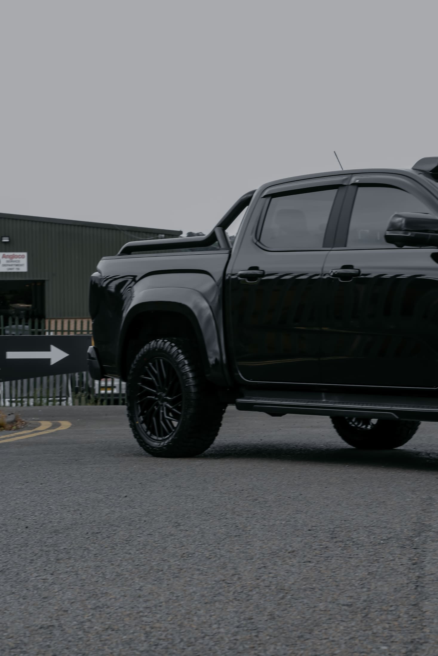 VW Amarok still